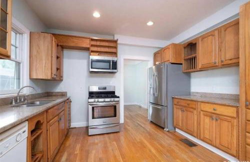 University House - 8 Bedrooms Walk to UF / Stadium - Foto 17