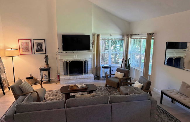 Clementine By Avantstay Bright Modern Retreat w/ Pool, Pool Table & Large Patio - Foto 9