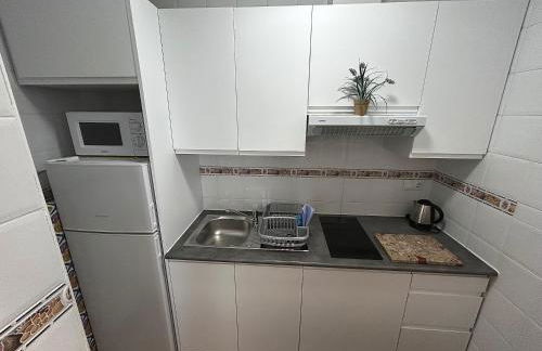 Apartamento Mar Menor - Beachfront apartment with large patio - under new management since July 2024 - Licence No VVMU2814-1 - Foto 13