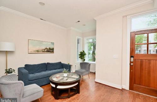 Elegant 5BR home near Capitol Hill! Free Parking! - Foto 5