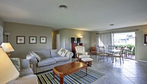 Pet-Friendly Daytona Beach Home, Walk to the Ocean - Foto 3