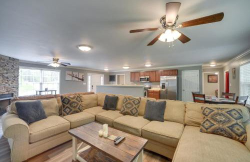 Guntersville Lake House Boat Ramp Access! - Foto 1