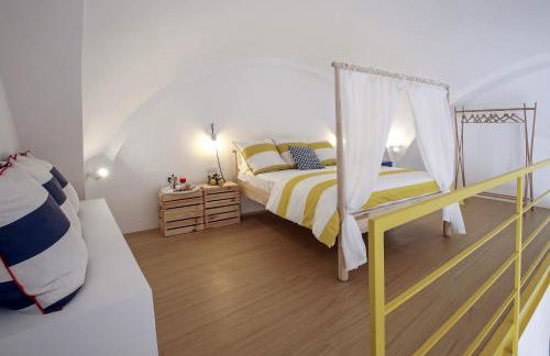 Starhost - CASTLE MEZZACAPO seaview terrace, garden and parking - Foto 21