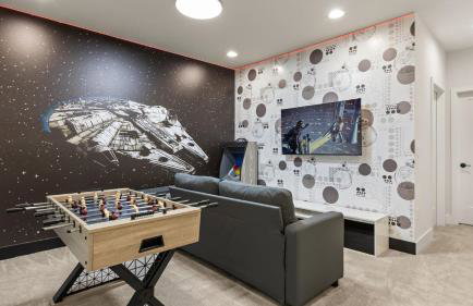 Stunning Townhome with Private Pool & Games Room - Foto 9