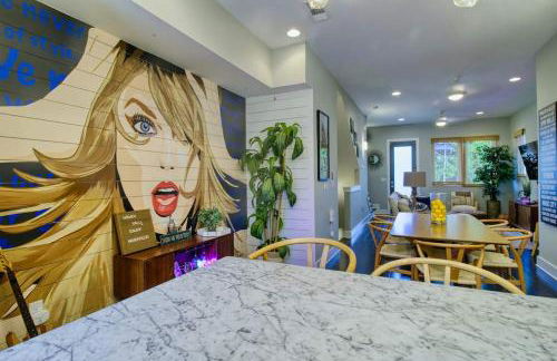 Luxury 3 Bed Close to Downtown - Foto 15