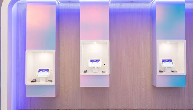 YotelPad Miami - Foto 5, Mostrador de check-in y check-out