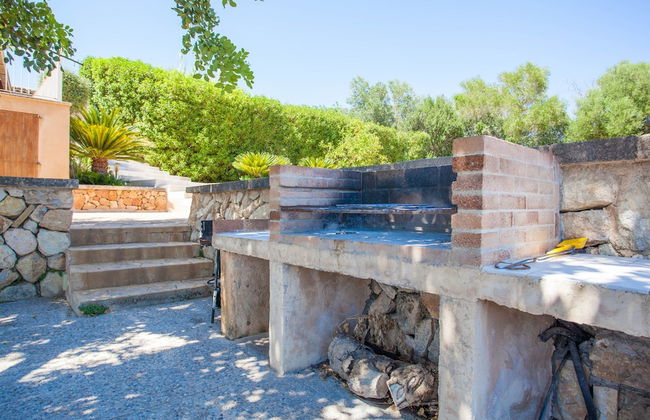 Sa Font in Petra With 3 Bedrooms and 2 Bathrooms - Photo 33