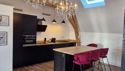 La suite Baroque jacuzzi au cœur du château de Boissettes - Foto 4