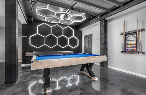 Waterfront Home with Views - Hot Tub & Movie Theatre - Foto 35