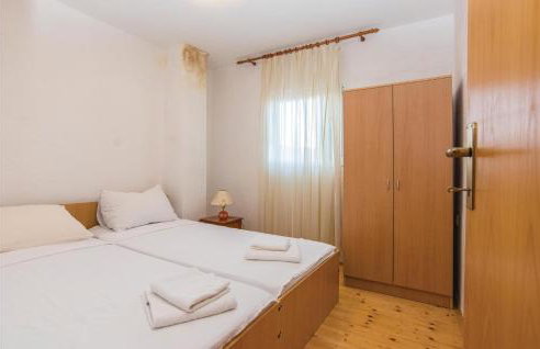 Six-Bedroom Holiday Home In Donje Rastane - Foto 30