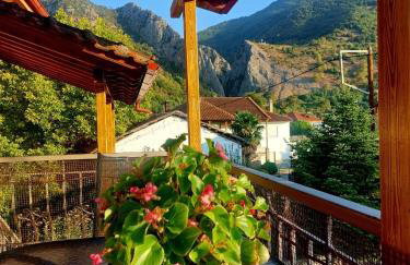 Petroula Suites Pozar - Photo 20