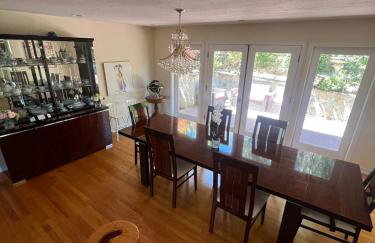 Big Bright Burlingame Hills Bay View Home - Foto 13