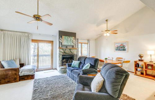 Cozy Flagstaff Retreat with Balcony and Mtn View! - Foto 5