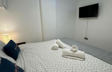 Modern 1BR Walk to Beach, Casino & Puerto Banús - Foto 19