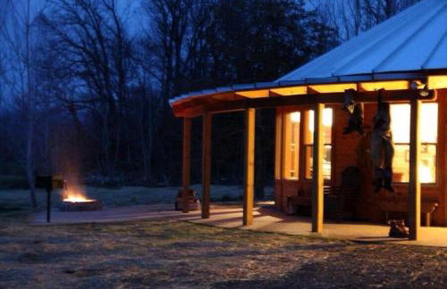 Deluxe Glamping Cabins at River Farm in Virginia - Foto 15