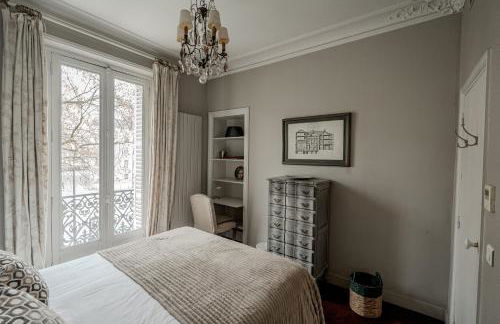 AC 3bds Apt with arc de triomphe view & terrace - Foto 32