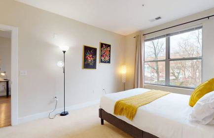 Modern Comforts Free Gym Access - Foto 10