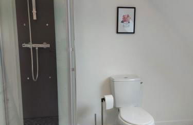 TY ANN maison avec jardin clos de mur, à proximité des commerces et à 3km des plages - Foto 23