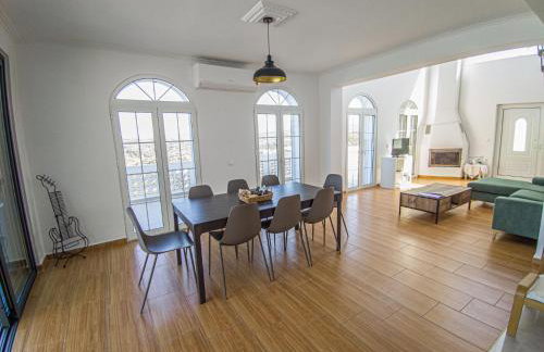 Modern villa with infinity pool close to the sea - Foto 13