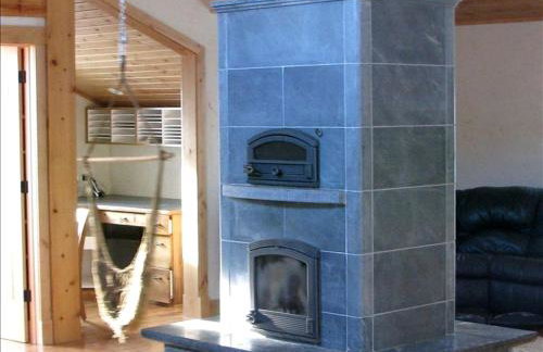 Stately and Unique Cabin Rental with a Wood-Burning Stove near Logan, Utah - Foto 11