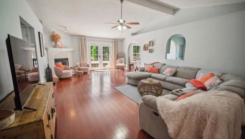 Pondside Perch - Your Waterfront Retreat home - Foto 2