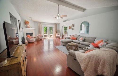 Pondside Perch - Your Waterfront Retreat home - Foto 2