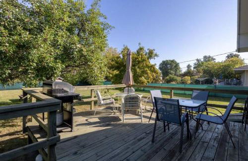 Family Home W/ 2 King, 2 Queen Beds + Game Room - Foto 9