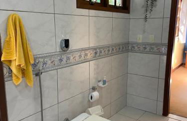 Casa espaçosa em estilo colonial - Foto 6