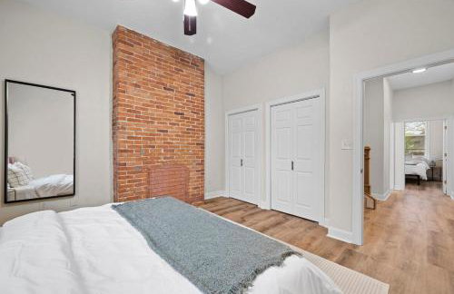 Games,BBQ, Netflix plus FREE Parking Near Bakery Square - Foto 24