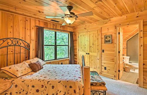 Spacious and Secluded Cabin 25 Mi to Bentonville! - Foto 23