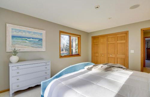 Peaceful Hibbing Getaway Heated Floors, Fire Pit! - Foto 21