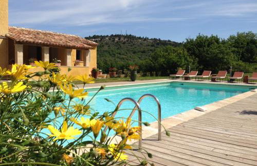 La Grande Bouisse gites avec piscine dans le Luberon, Provence - Foto 2