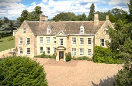 Barton Hall Hotel & Spa - Photo 3