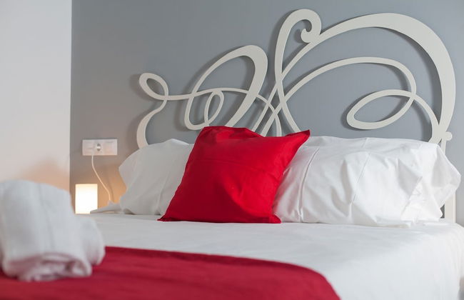 Apartamentos Terrazas de la Catedral - Photo 23