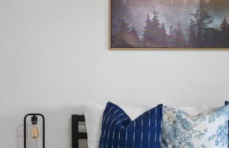 Fireside Haven - Hot Tub & Downtown Walkable - Foto 17