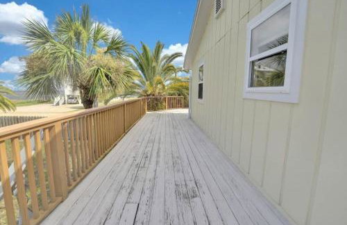 Pet-Friendly Bay View Home w/ Screened Pool Near Lighthouse - Foto 41