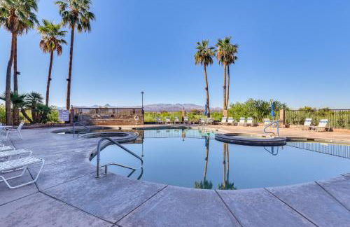 London Bridge Views Havasu Condo on Golf Course - Foto 21