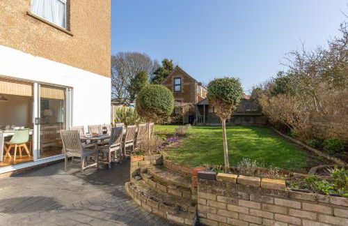 Fabulous Seaside Retreat - Foto 31