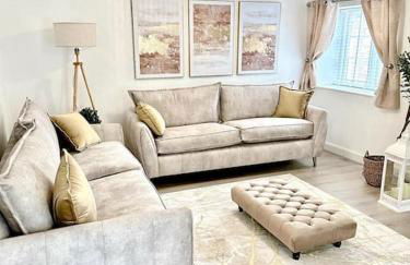 Historic Charm: *Perfect For Group Getaways* - Photo 10