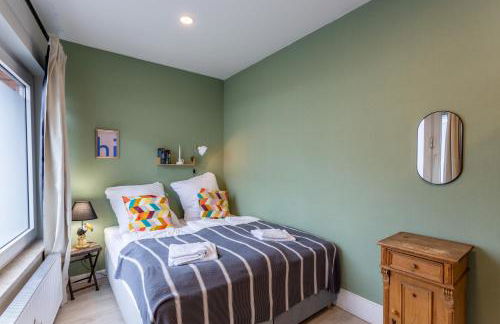 LEVEL22! Komfort & Stil in Leverkusen - Foto 1