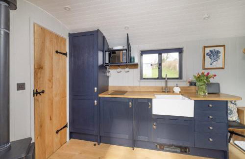 Luxurious Shepherds Huts Outdoor Baths Sea Views - Foto 24