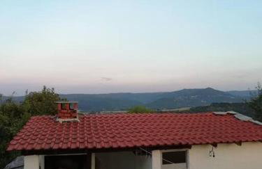 Peaceful cottage with incredible panoramic view - Foto 25