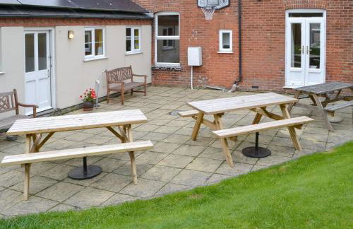 Pembroke House - Photo 24