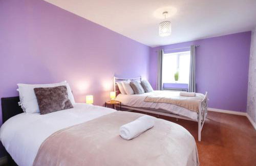 Snowberry Close - Contractors Long Stay by ShortStayUK - Foto 1