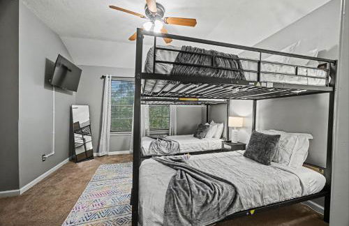 Baytown Htown Escape Air Hockey Yard BBQ Games - Foto 39