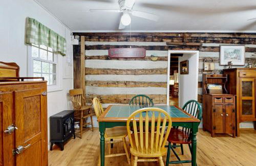 1 Bed 1 Bath Vacation home in Sylva - Foto 7