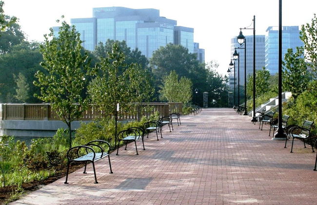 The Terrace at Park Place 2nd Floor Walk up -cozy 2 Bedroom Fast Wifi Free Coffee - Foto 24