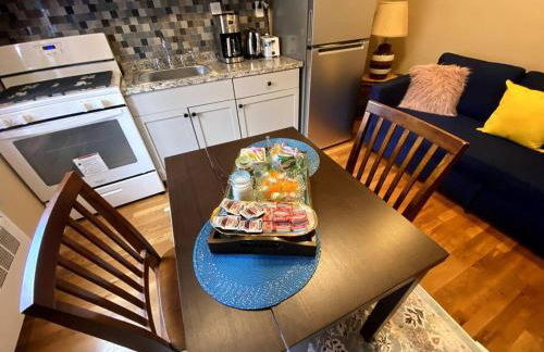 Cozy Boston Getaway Apartment! Free Parking - Foto 11