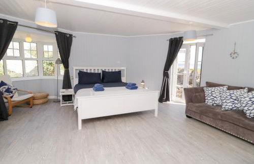 Craig Y Wylan - Photo 18