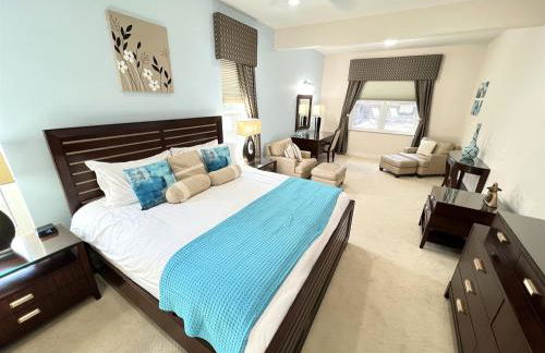 Luxurious Getaway Pool Hot Tub Theater Gym Outdoor Kitchen BBQ 2 Miles to Disney - Foto 28